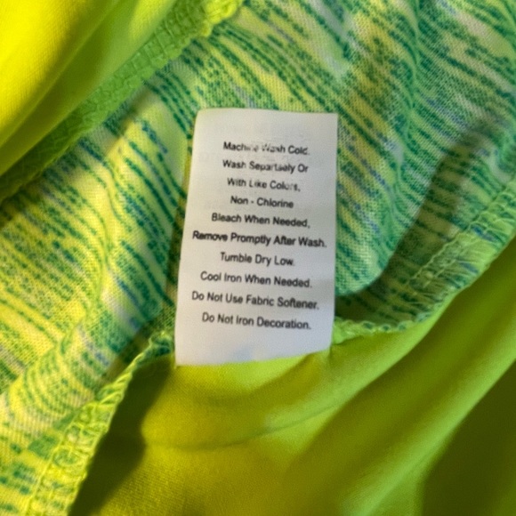 Game Time Active Wear Top - Picture 4 of 5